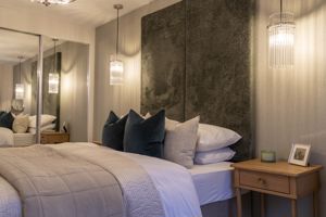 Photo 5- click for photo gallery